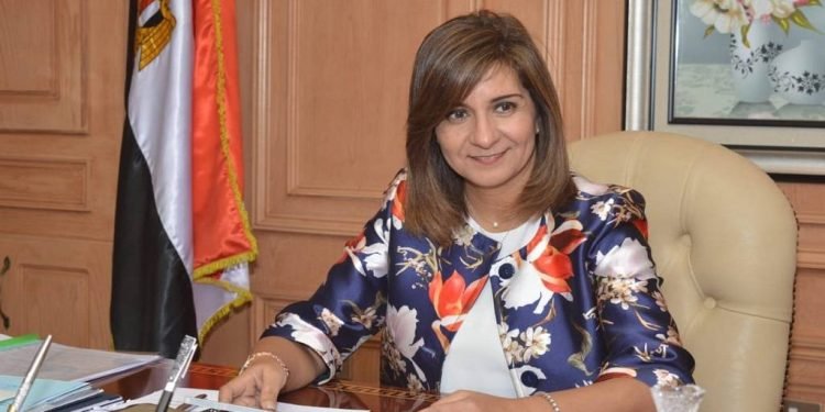 وزيرة الهجرة المصرية تنفي وصول مركب من إيطاليا تقل مصابين بفيروس كورونا