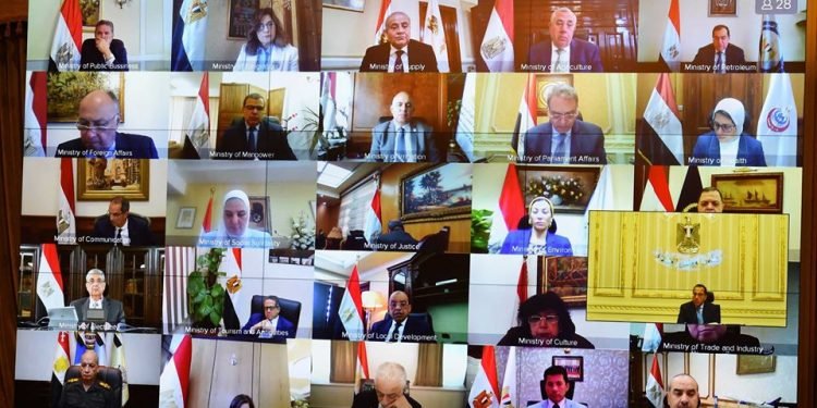 رئيس الوزراء : البرنامج مع صندوق النقد ليس له أي تأثيرات سلبية على حياة المواطنين