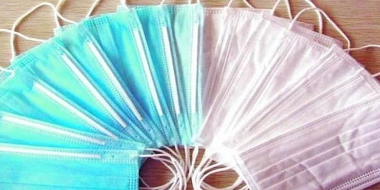 مطمئنا الجميع ..رئيس القابضة الدوائية : لا تقلقوا علي المطهرات والكمامات في السوق المحلي