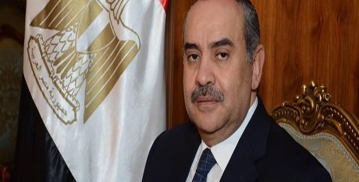 وزير الطيران المدني يبحث أوضاع شركات الطيران المصرية الخاصة