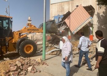 حملات مكثفة لضبط التعديات بالقاهرة الجديدة
