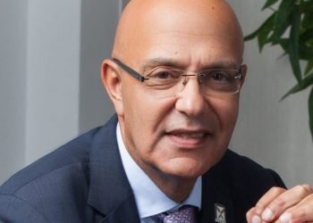 الأهلي صبور تتبرع بأجهزة تنفس صناعي و75 ألف اختبار كورونا” بقيمة 4,5 مليون جنيه