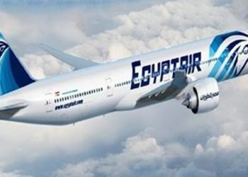 رئيس الوزراء يرأس الاجتماع الاسبوعى ويعد باعادة المصريين العالقين قبل العيد