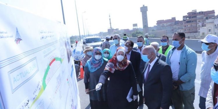 وزير النقل: مستمرون في تنفيذ المشروعات القومية بالتزامن مع اتخاذ كافة الإجراءات الاحترازية