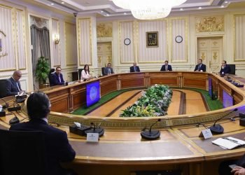 رئيس الوزراء يلتقي ممثلي قطاعى التطوير العقاري والمقاولات