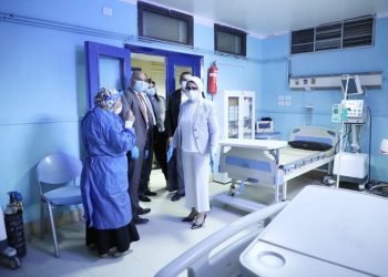 وزيرة الصحة للأطباء: أنتم أبطال تصنعون ملحمة في التصدي لفيروس كورونا | صور