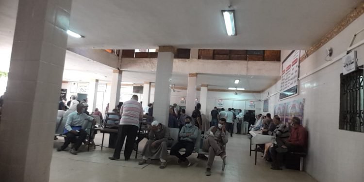 جولة ل”ايجى ايكونومى” تكشف الالتزام باجراءات كورونا فى اول أيام فتح وحدات المرور بشكل كامل