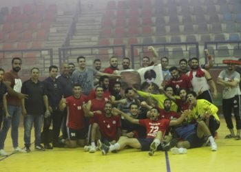 يد العبور يصعد للدورى الممتاز بعد التعادل مع الصفوة