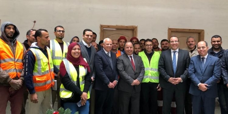 تيسيرات جديدة لحاملى البطاقات التموينية بمبادرة ميغلاش عليك