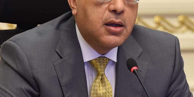 رئيس الوزراء يستعرض تقريرا بشأن المؤشرات الايجابية للاقتصاد المصري التي تضمنها تقرير مؤسسة “موديز” العالمية الصادر نهاية شهر أغسطس 2020