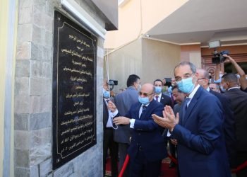 وزيرا العدل والاتصالات يطلقان نظام تجديد الحبس الاحتياطى عن بعد |صور