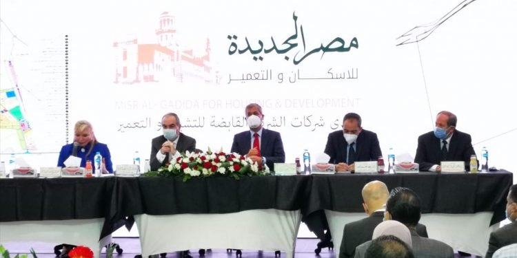 الدماطى :ندرس بيع مليون متر لتمويل خطة تطوير شركة مصر الجديدة