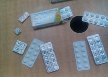 ضبط كمية من الاقراص المخدرة بمطار برج العرب