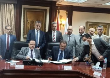 مذكرة تفاهم بين الضرائب و تنمية المشروعات الصغيرة لتيسير الاجراءات