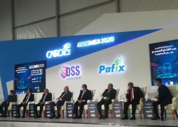 جلسة الطرق شريان الحياه بمؤتمر النقل الذكى بمعرض كايرو اى سى تى