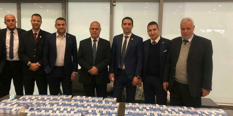 جمارك مطار القاهرة تضبط محاولة تهريب كمية الأدوية البشرية