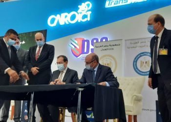 بروتوكول تعاون بين العدل و البترول لميكنة الخدمات الحكومية