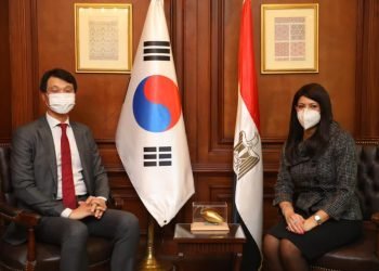 التعاون الدولى تبحث أوجه التعاون مع كوريا الجنوبية