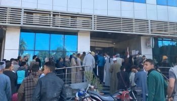 مادة قانونية ستمنح الحكومة حق حجز أموال المودعين بالبنوك في حالة واحدة فقط