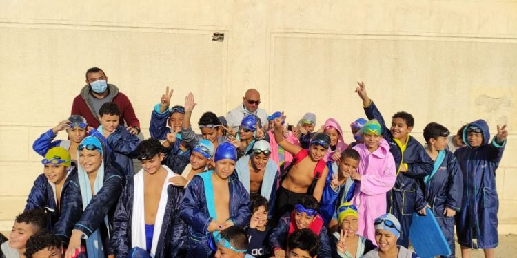 العبور يجتاز النجمة الأولى والثانية فى السباحة بنجاح 100% |صور