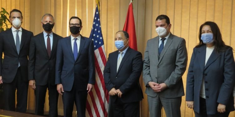 وزير المالية خلال لقائه بوزير الخزانة الأمريكى … أمريكا أكبر شريك تجارى لمصر