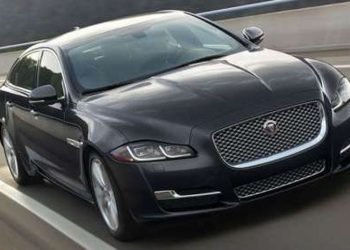 سيارات «فورد وجاجوار» كهربائية فقط بحلول عام 2030