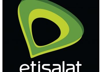 «اتصالات مصر» تتبرع بأجهزة تنفس صناعي للمستشفيات بالتعاون مع «بنك الشفاء المصري»