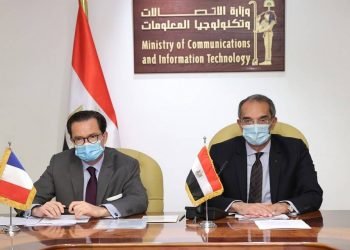 الاتصالات توقع مذكرة تفاهم مع تاليس الفرنسية لتطوير تطبيقات الذكاء الاصطناعي