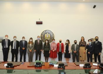 توقيع 4 وثائق بين البنك الأوروبي لإعادة الإعمار والتنمية والقطاعين الحكومي والخاص لتعزيز التحول نحو الاقتصاد الأخضر ودعم استراتيجية الدولة للطاقة المستدامة