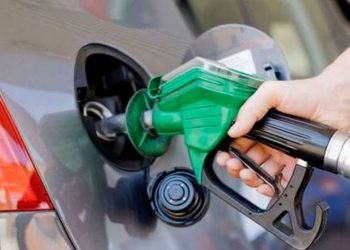 الحكومة تحسم الأسعار للجديدة للبنزين مطلع الأسبوع المقبل