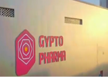 الرئيس السيسي يشهد فيلما تسجيليا لإدارة الشئون المعنوية