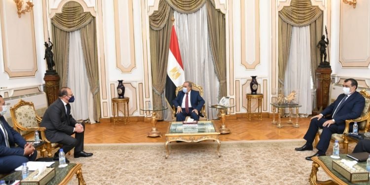 وزير  الإنتاج الحربي” يبحث التعاون  مع شركة ” D M G MORI  ”  لإنشاء أكبر  مسبك للصناعات الهندسية