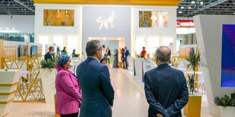 وزير السياحة يفتتح يفتتح الجناح المصرى بالملتقى العربى للسياحة بدبى