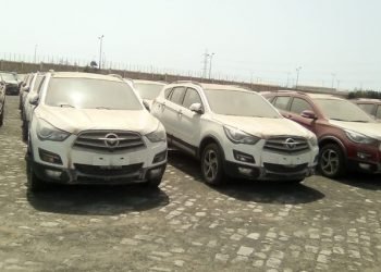 الإفراج عن 1288 سيارة بـ 244.3  مليون جنيه بجمارك السويس فى يونيو الماضى