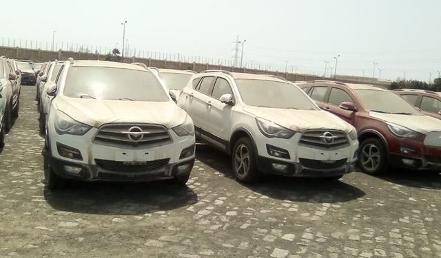 الإفراج عن 1288 سيارة بـ 244.3  مليون جنيه بجمارك السويس فى يونيو الماضى