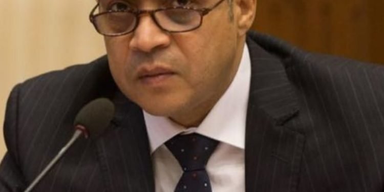 رئيس تجارية سوهاج :  ٥ لجان متخصصة لادارة التنمية الاقتصادية الشاملة و خلق واقع اقتصادي أفضل للمحافظة