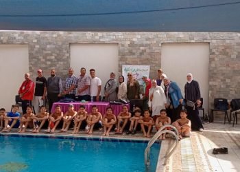 مدارس الخانكة تتأهل فى بطولة السباحة اليوم