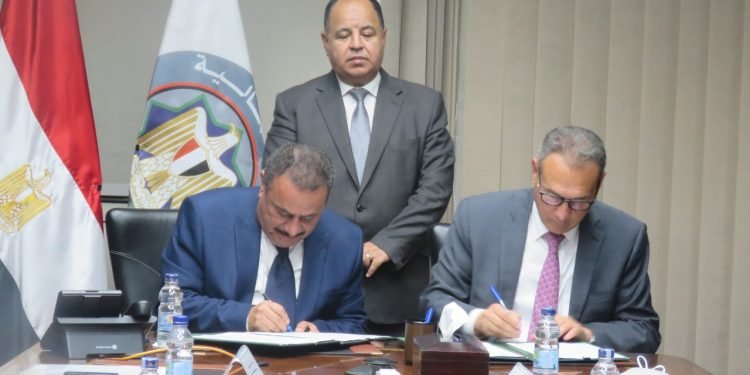 بروتوكول تعاون بين الضرائب واتحاد بنوك مصر للانضمام إلى الفاتورة الإلكترونية
