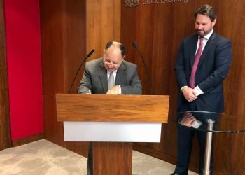 وزير المالية من لندن : الإقبال على طرح إي فاينانس يعزز مساهمة القطاع الخاص في الاقتصاد