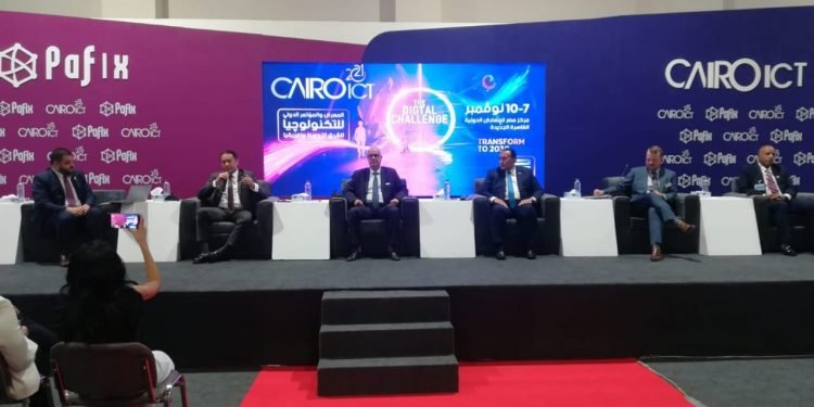 نائب رئيس “أورانج”: نتولى تصميم وتشغيل مركز إدارة خدمات العاصمة الإدارية لمدة 5 سنوات