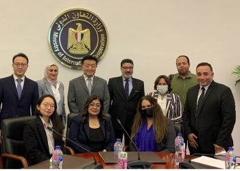 “التعاون الدولي” تلتقي وفد بعثة البنك الكوري للتصدير والاستيراد لبحث المشروعات الجارية