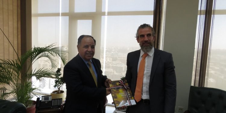 وزير المالية.. فى لقائه بممثل منظمة «اليونيسف» بمصر