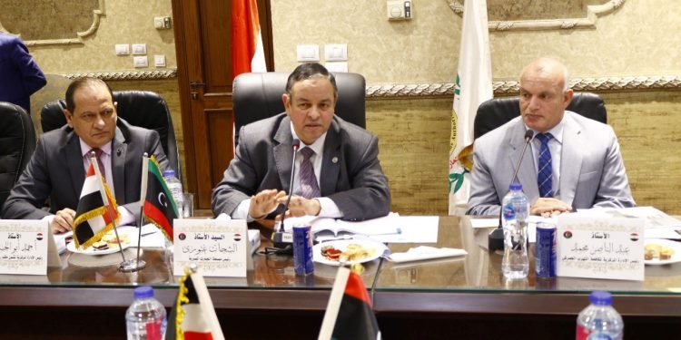 حريصون على تعزيز سبل التعاون الجمركى مع الجانب الليبى وإزالة أى معوقات