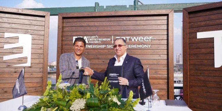“تطوير مصر” توقع اتفاقية مع I-Events لتصبح الشريك الاستراتيجي لجوائز ريادة الأعمال في مصر لمدة 3 أعوام