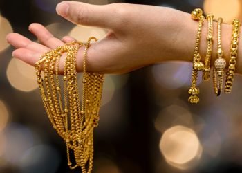 الذهب يقفز لمستوى قياسي و عيار 21 يسجل 1090 جنيها