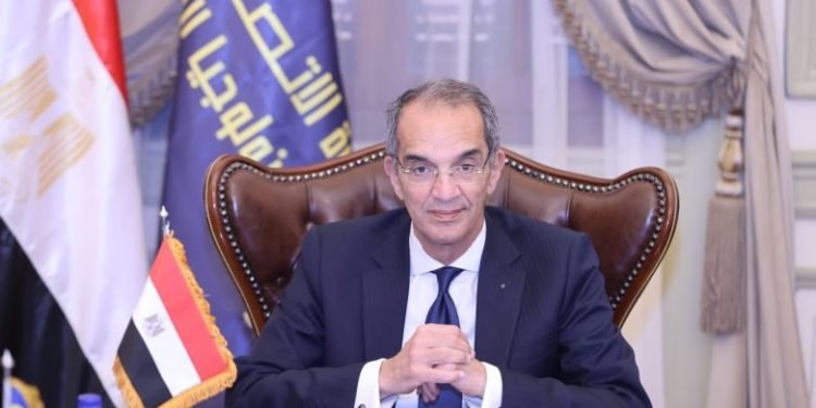 وزير الاتصالات يفتتح قمة مايكروسوفت لتعزيز دور المرأة