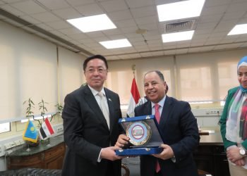 وزير المالية.. في لقائه مع سفير كازاخستان بالقاهرة