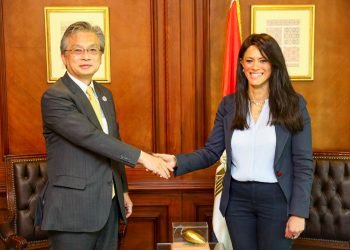 رانيا المشاط..تستقبل السفير الياباني الجديد بالقاهرة لبحث سبل تعزيز التعاون المشترك بين البلدين