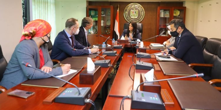 رانيا المشاط .. تناقش تعزيز العلاقات المشترك مع برنامج الأمم المتحدة الإنمائي