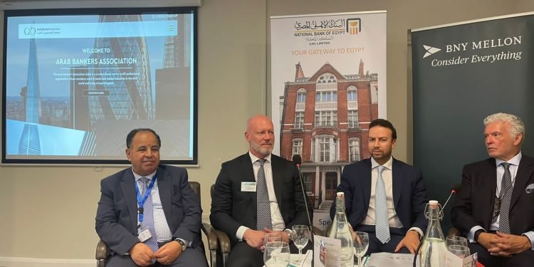 وزير المالية:تخصيص ٢ مليار جنيه بالموازنة الجديدة.. لدعم التحول إلى المشروعات الصديقة للبيئة